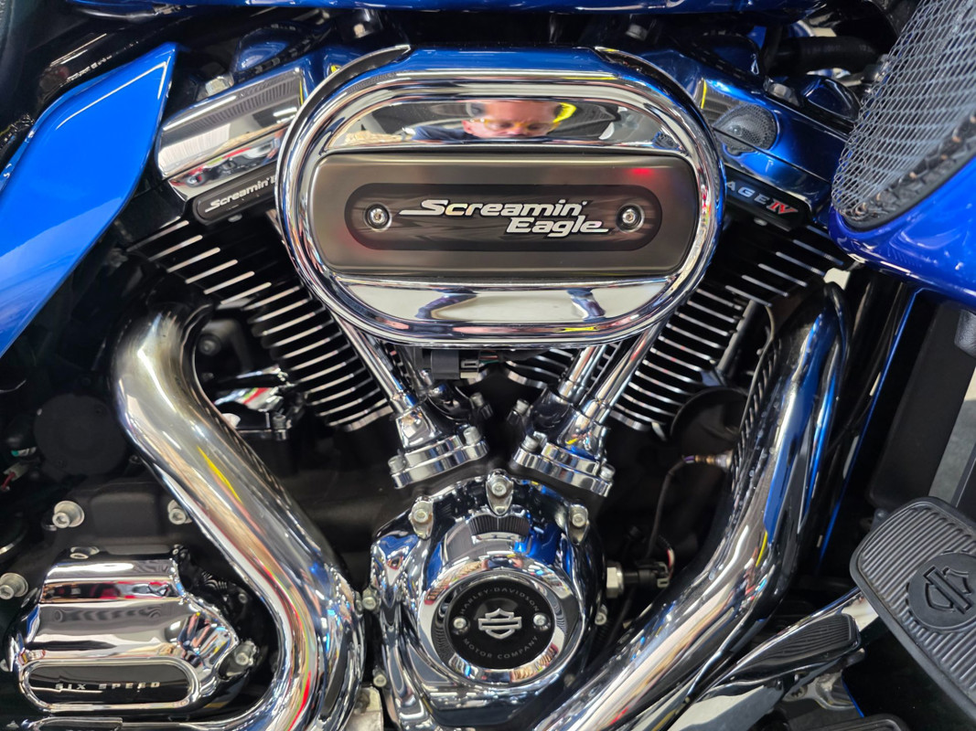 Road Glide® Ultra