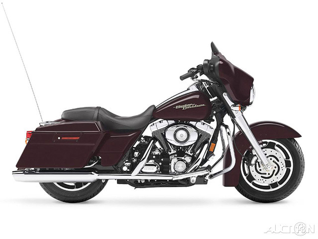 Street Glide®