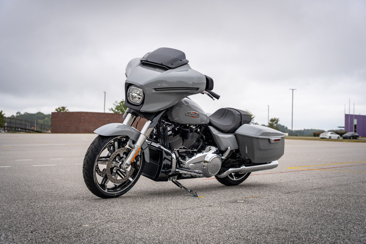 Street Glide®