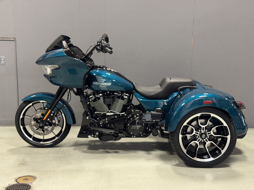 Road Glide® 3
