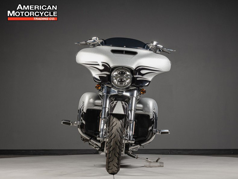 CVO® Street Glide®