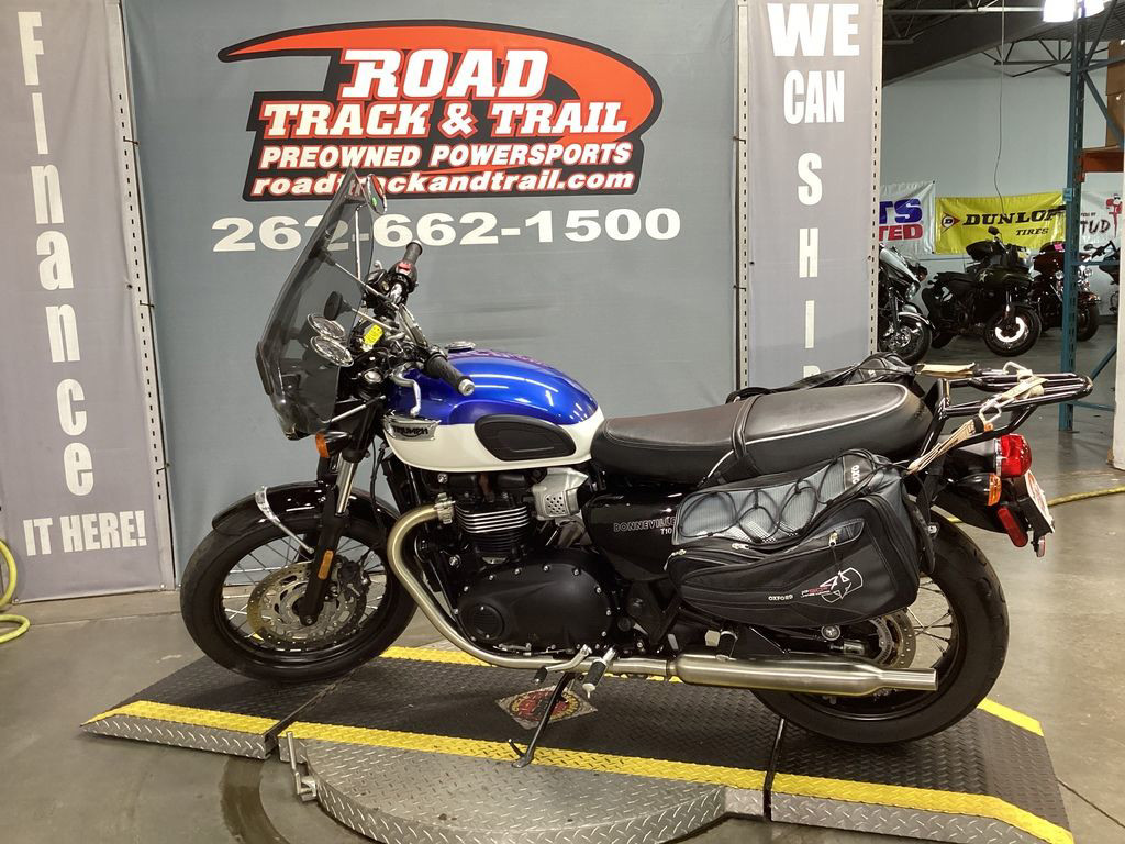 Bonneville T100