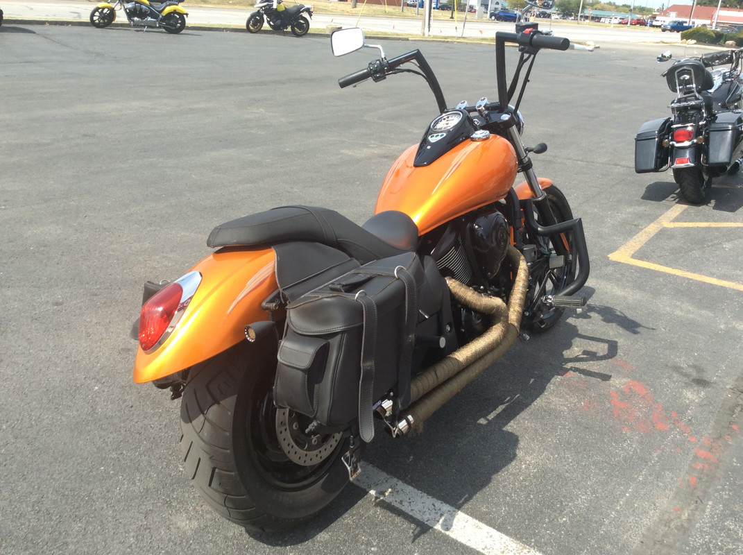 Vulcan 900 Custom
