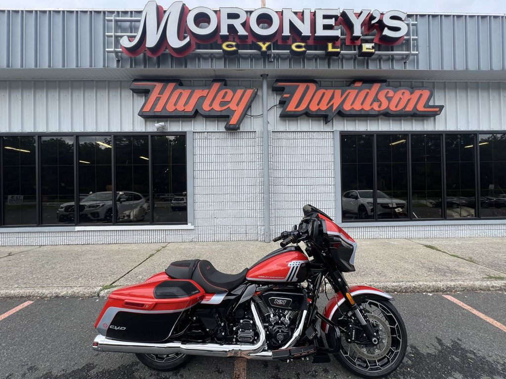 CVO® Street Glide®