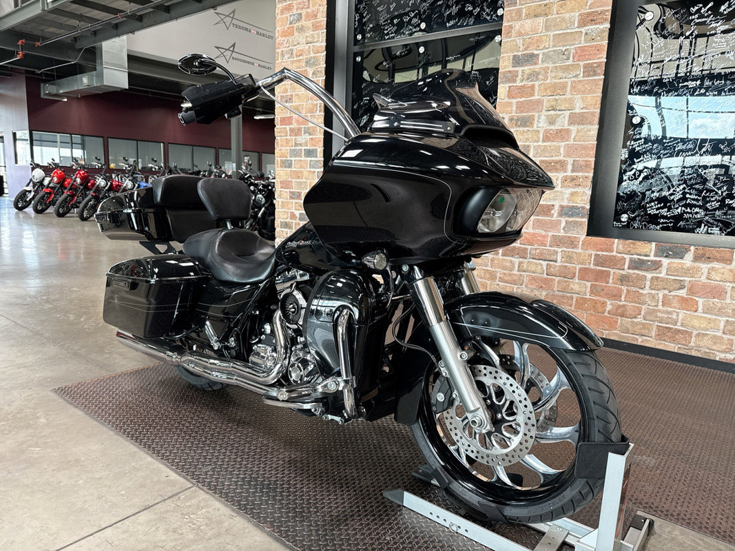 Road Glide® Special