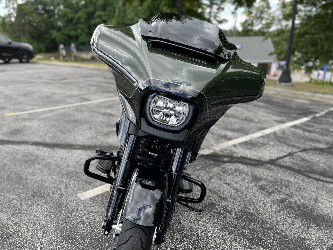 Street Glide®
