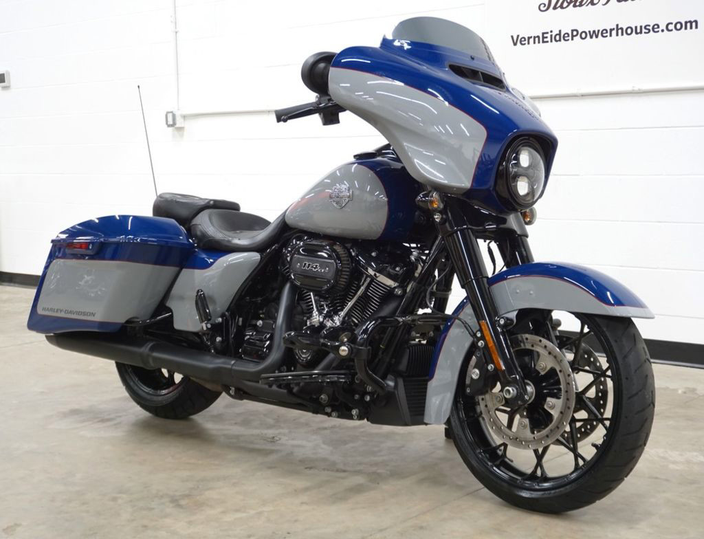 Street Glide® Special