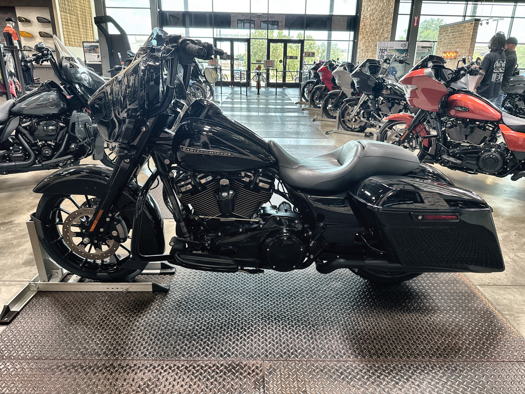 Street Glide® Special