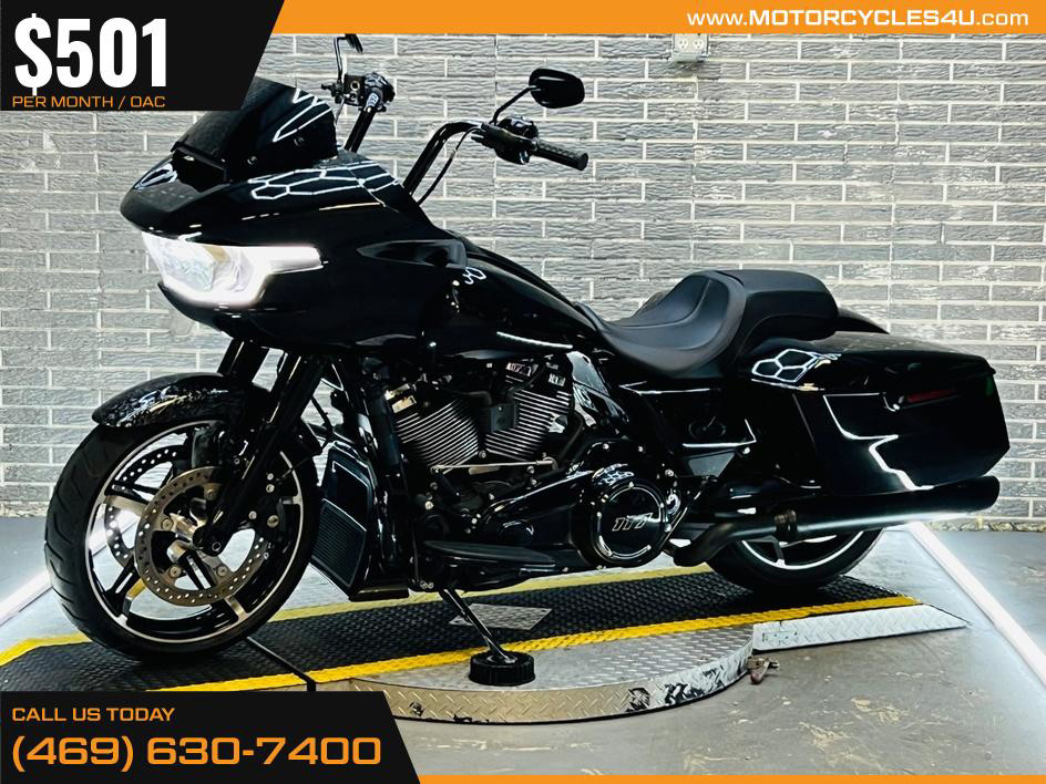 Road Glide®