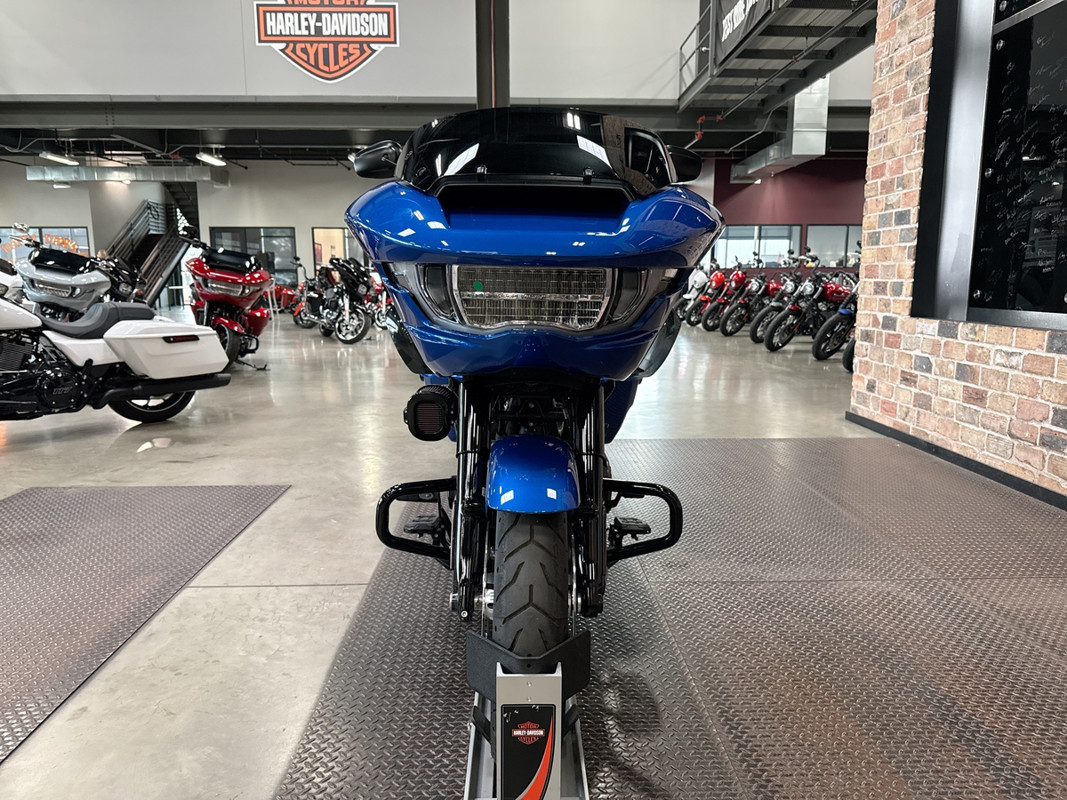 Road Glide®