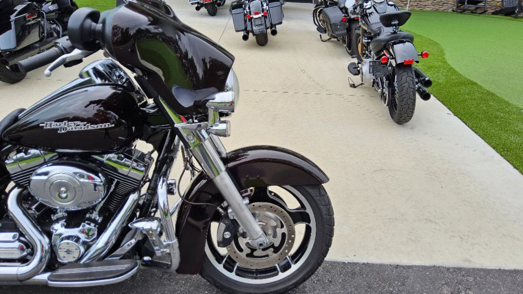Street Glide®