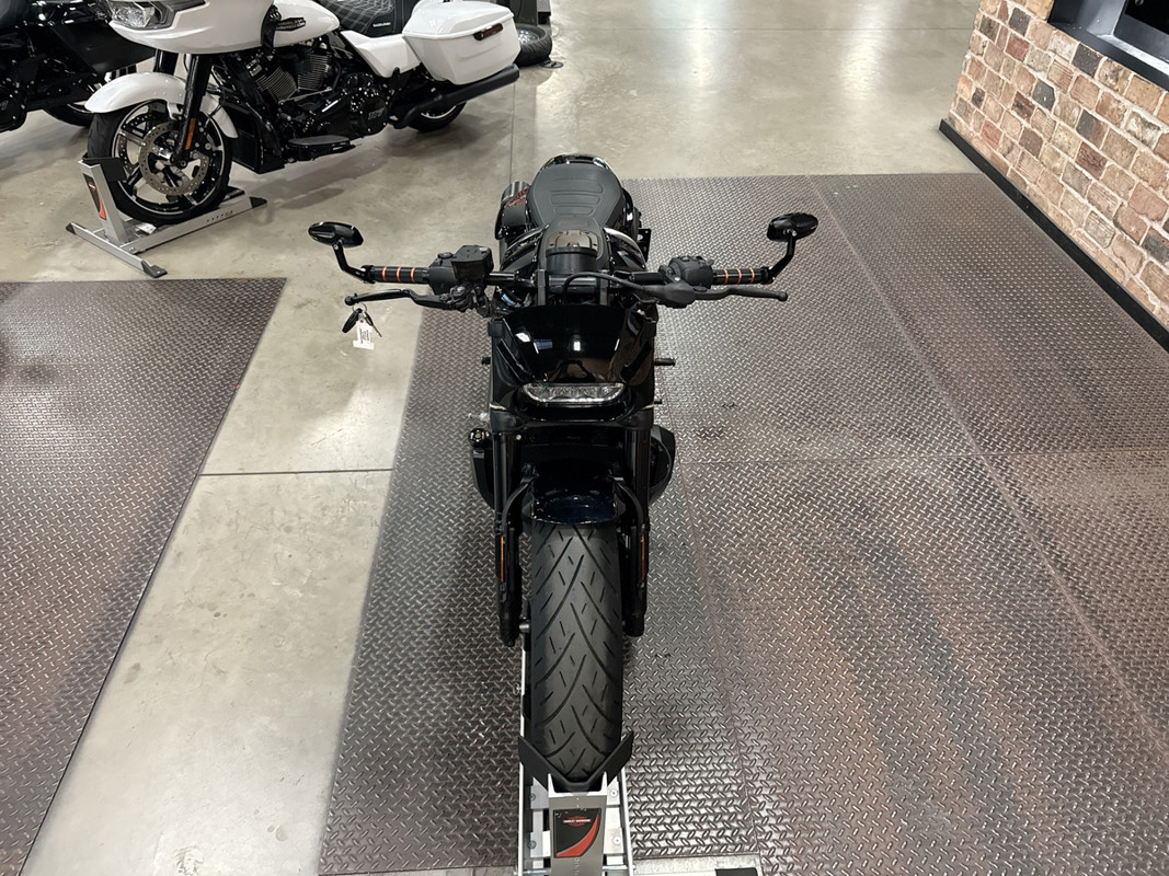 Sportster® S