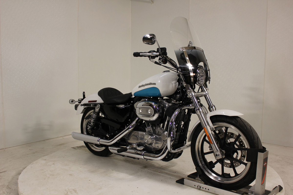 Sportster® SuperLow®