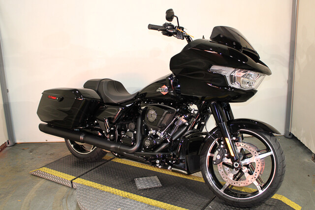 Road Glide®