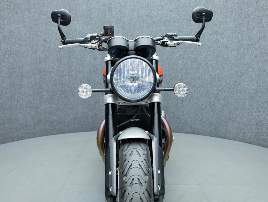 Speed Twin