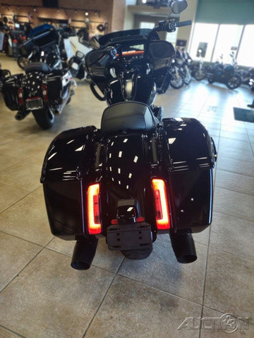 Road Glide®