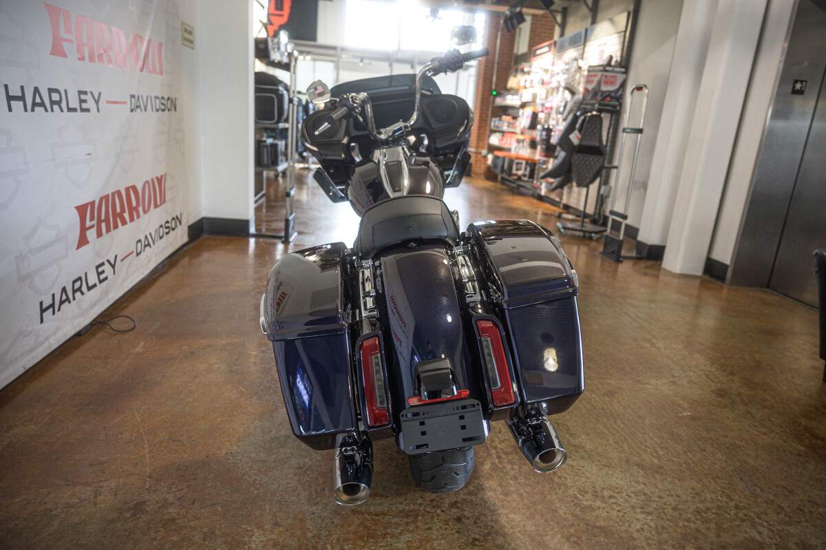 Road Glide®