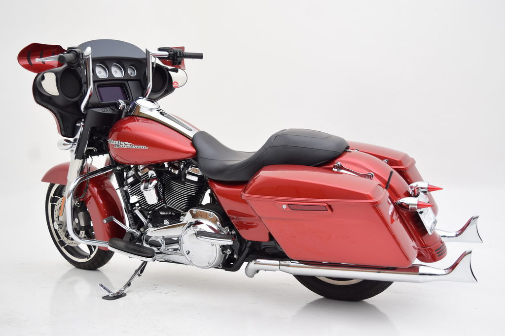 Street Glide®