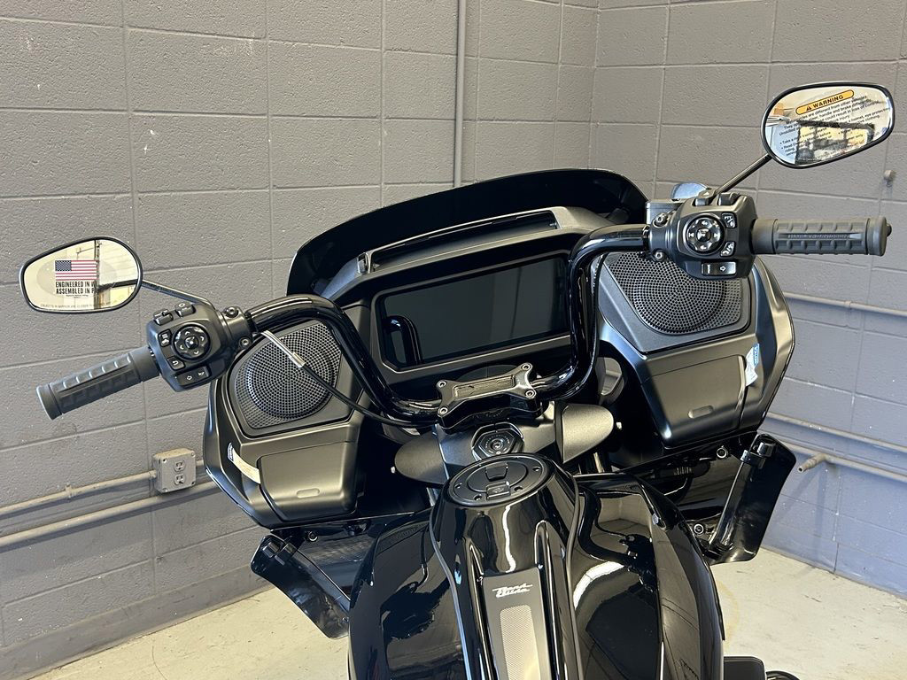 Road Glide®