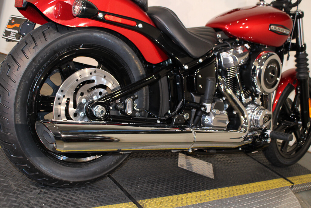 Street Bob®