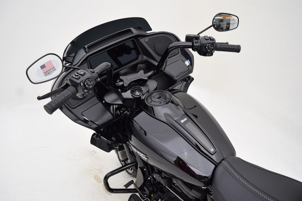 Road Glide®