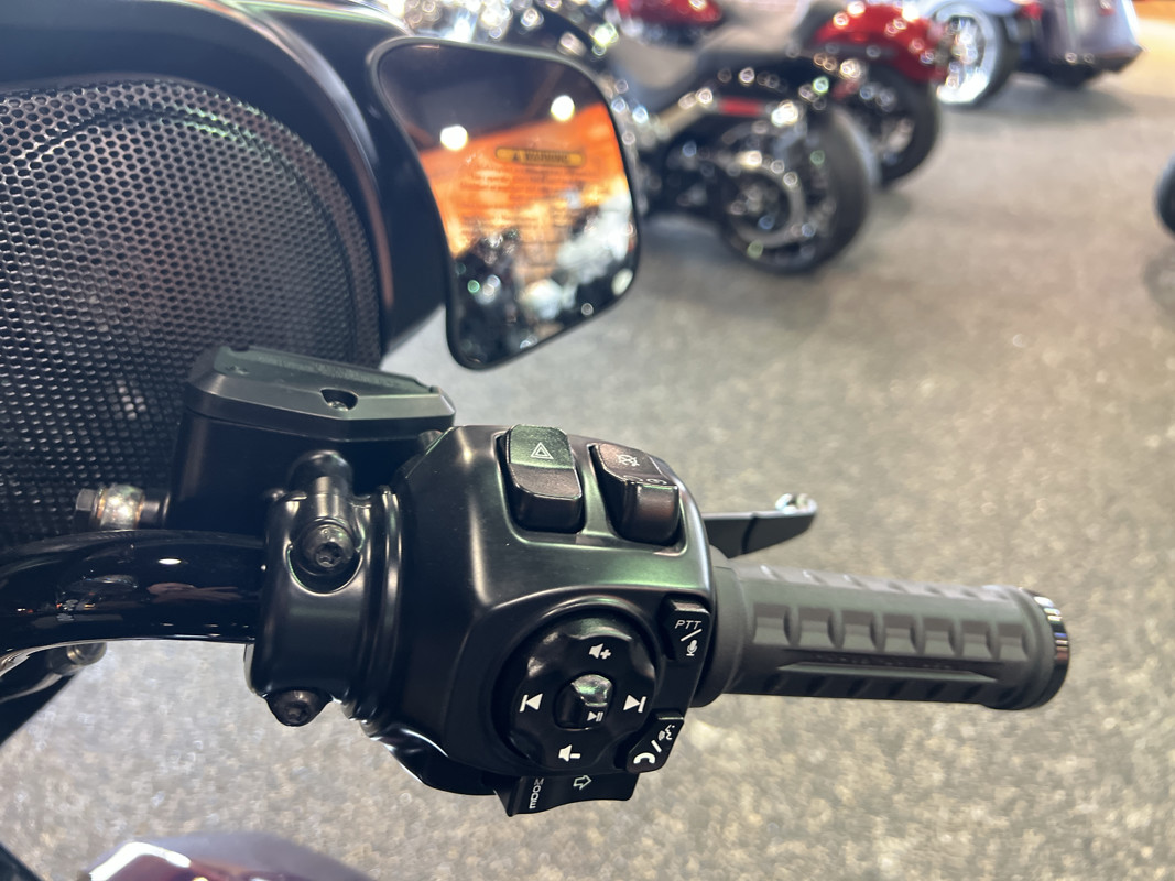 Street Glide® Ultra