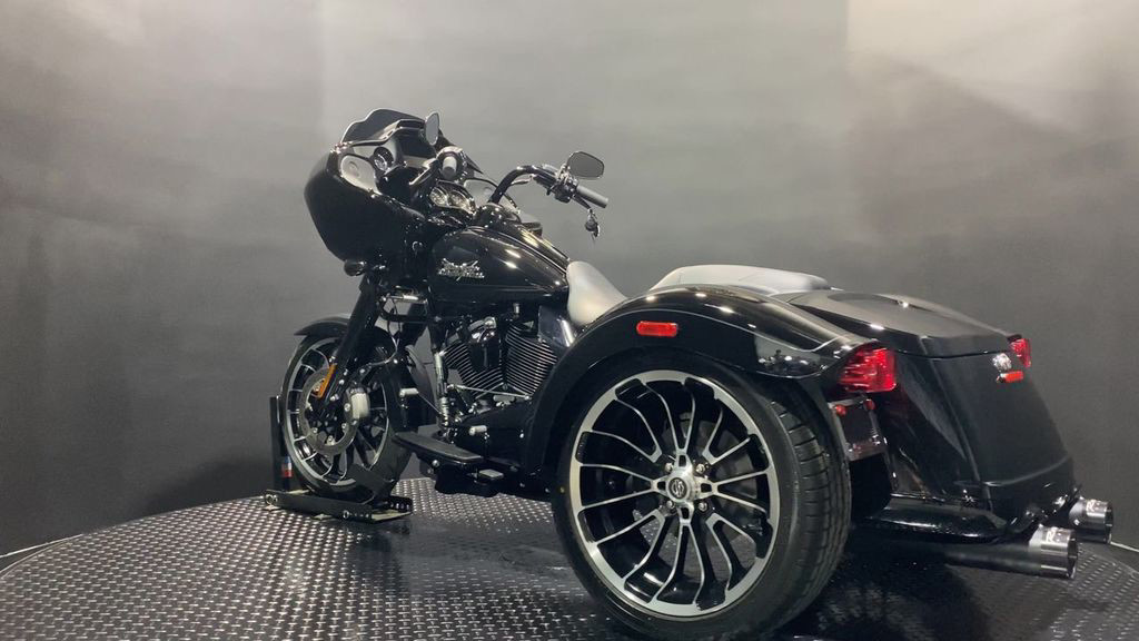 Road Glide® 3