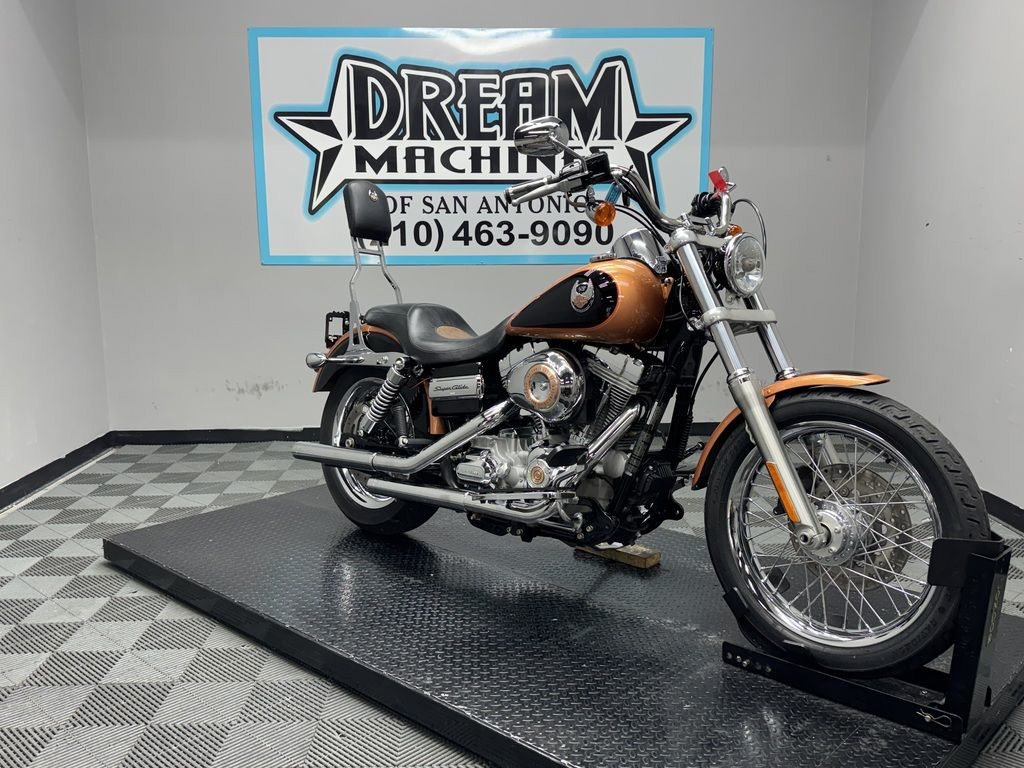 Dyna® Super Glide® Custom Anniversary