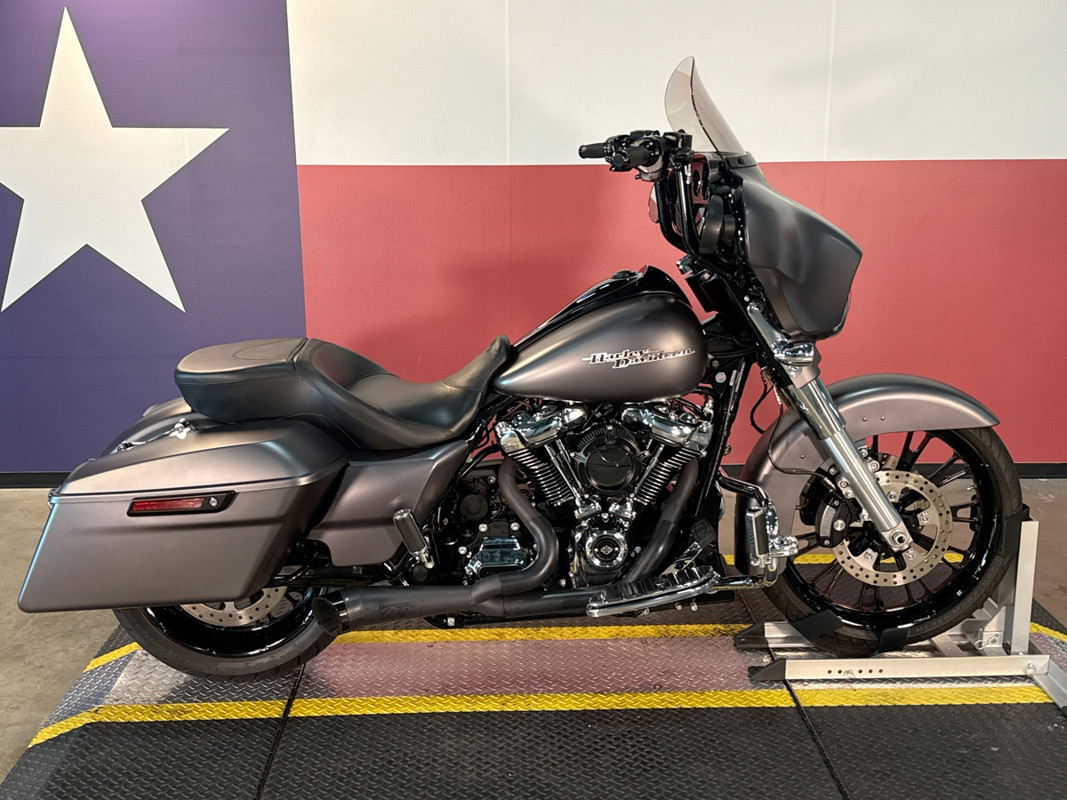 Street Glide® Special