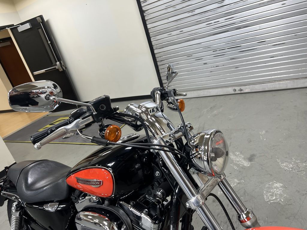 Sportster® 1200 Custom 