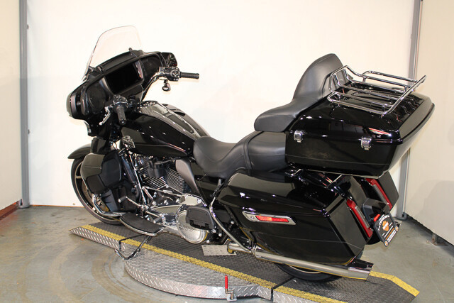 Street Glide® Ultra
