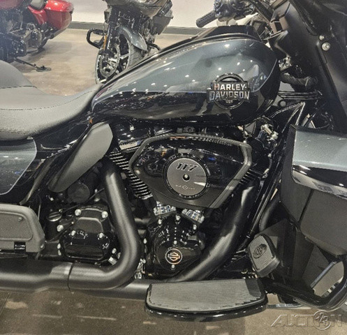 Street Glide® Ultra
