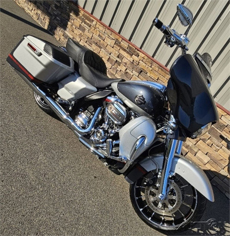 CVO® Street Glide®