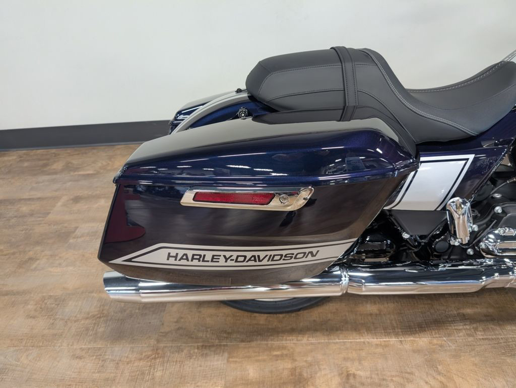 Road Glide®
