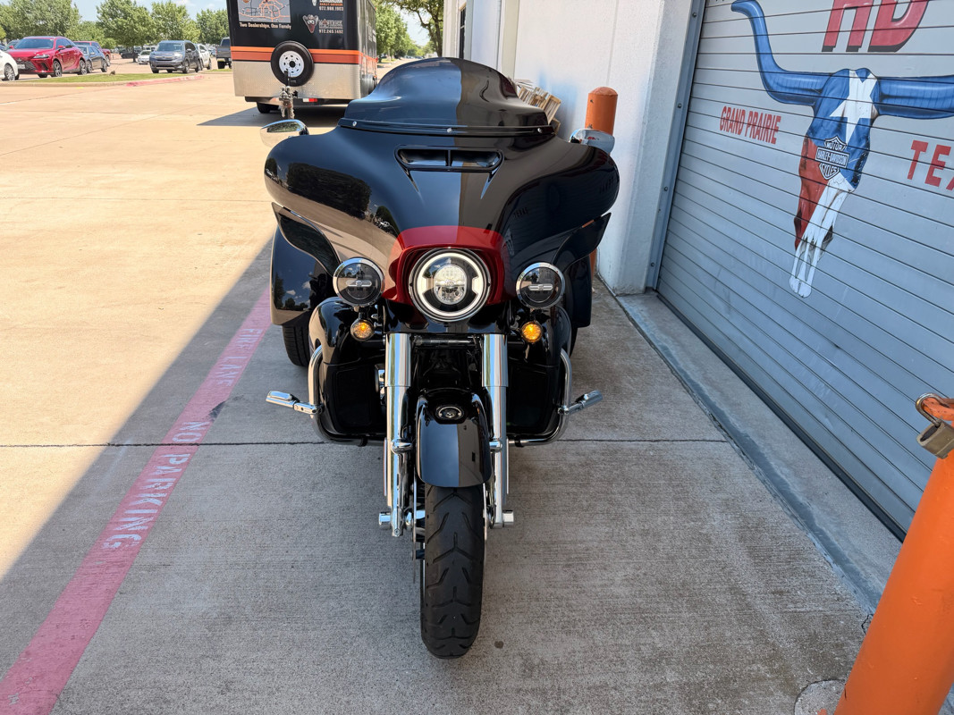 CVO Tri Glide® Ultra