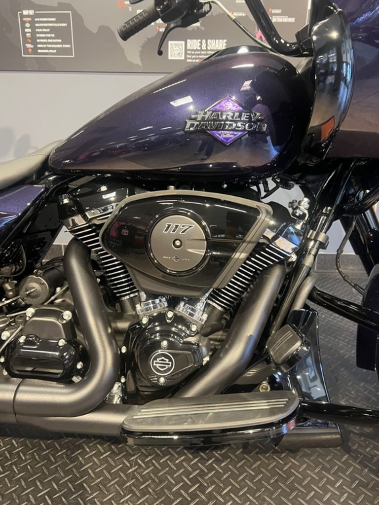 Road Glide®