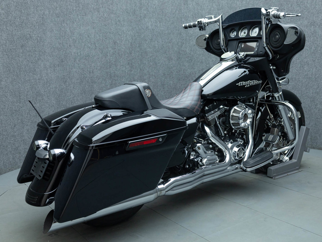 Street Glide®
