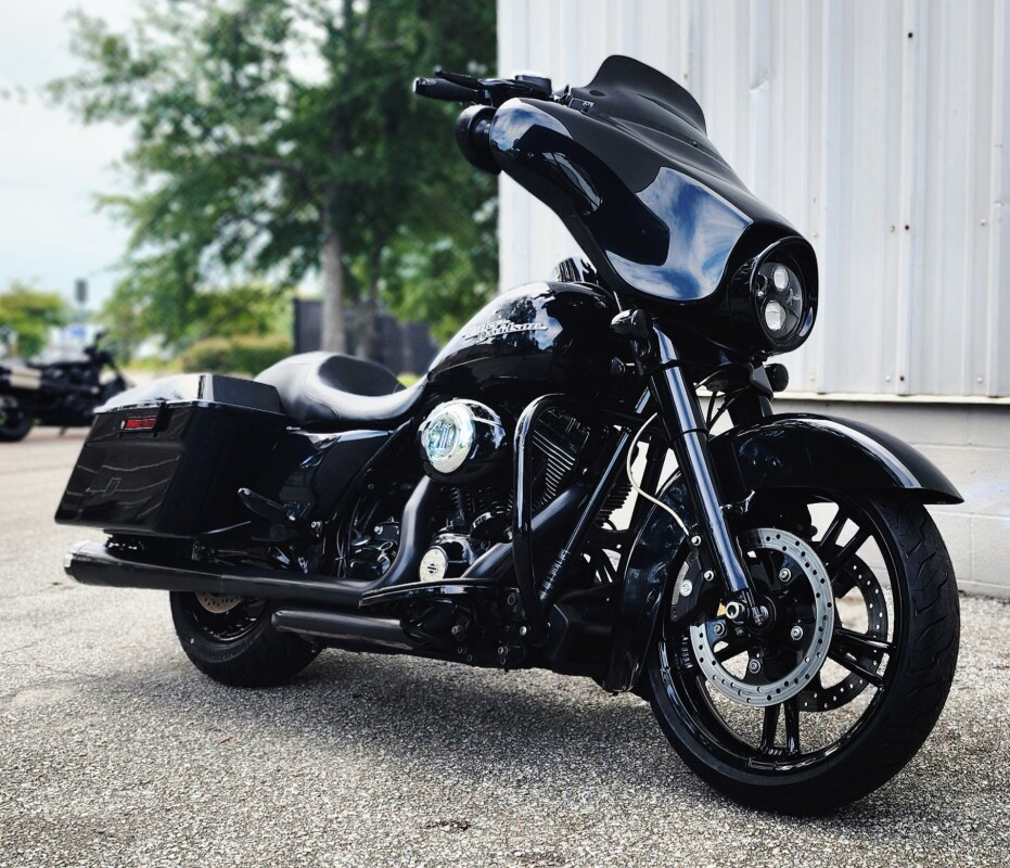 Street Glide®