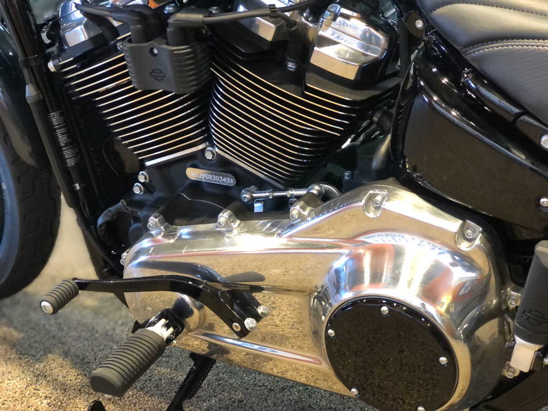 Street Bob®