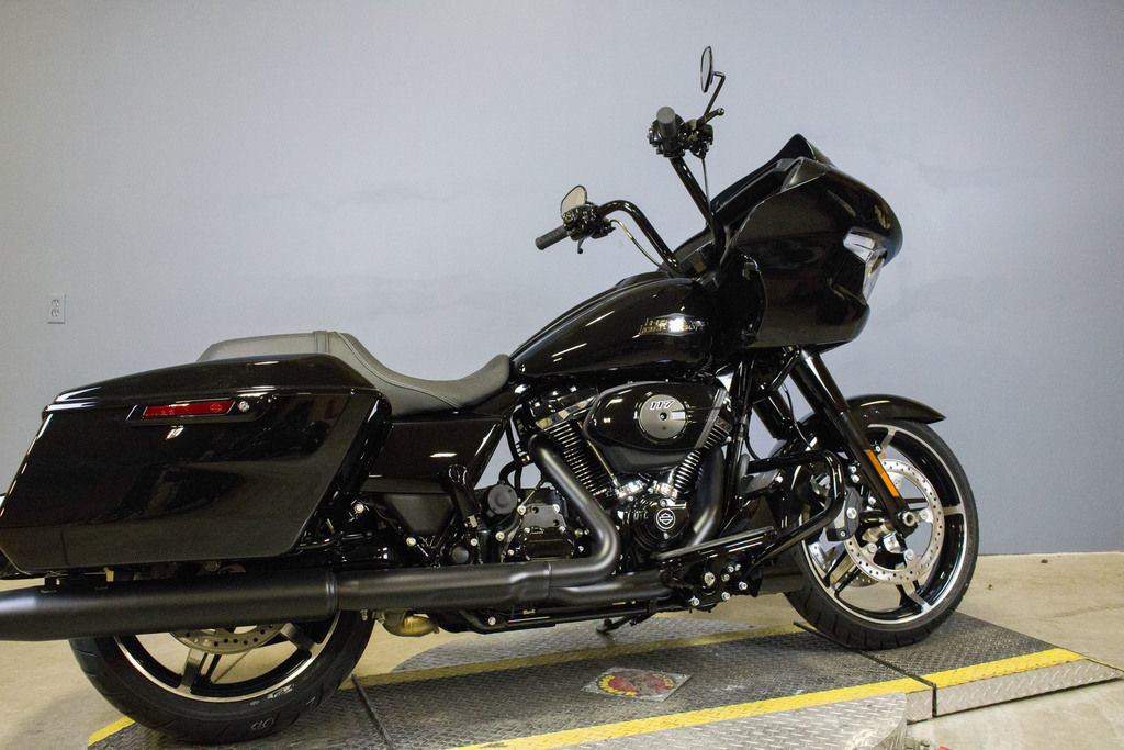 Road Glide®