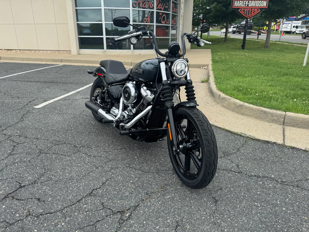 Street Bob®