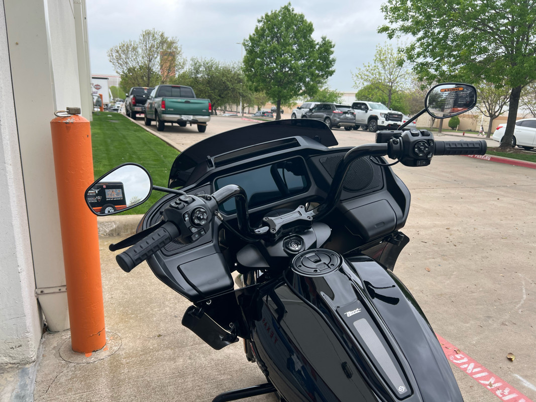 Road Glide®