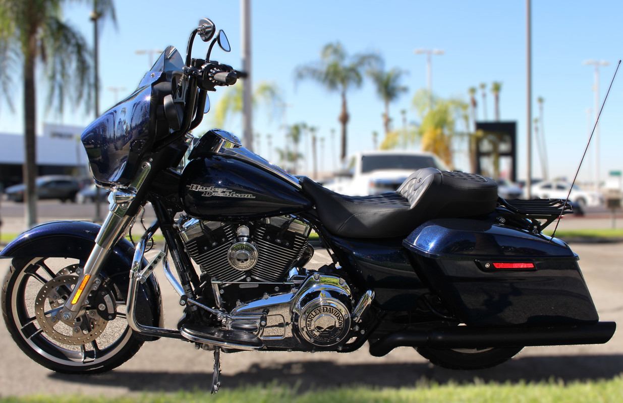 Street Glide®