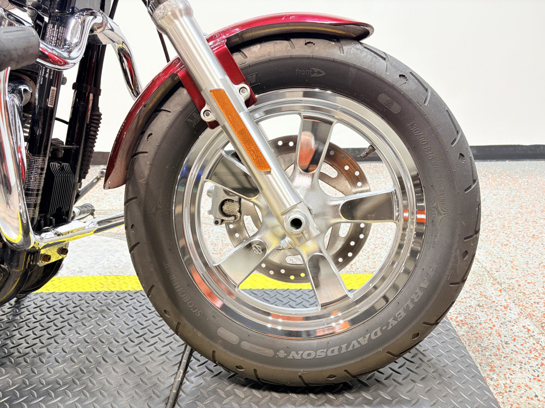 Sportster® 1200 Custom