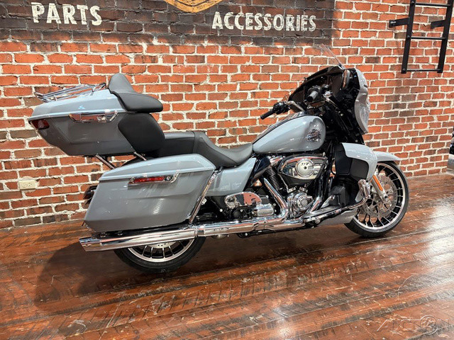 Street Glide® Limited
