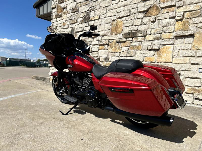 Road Glide®