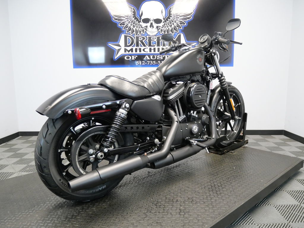 Iron 883®