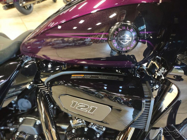 CVO® Road Glide®