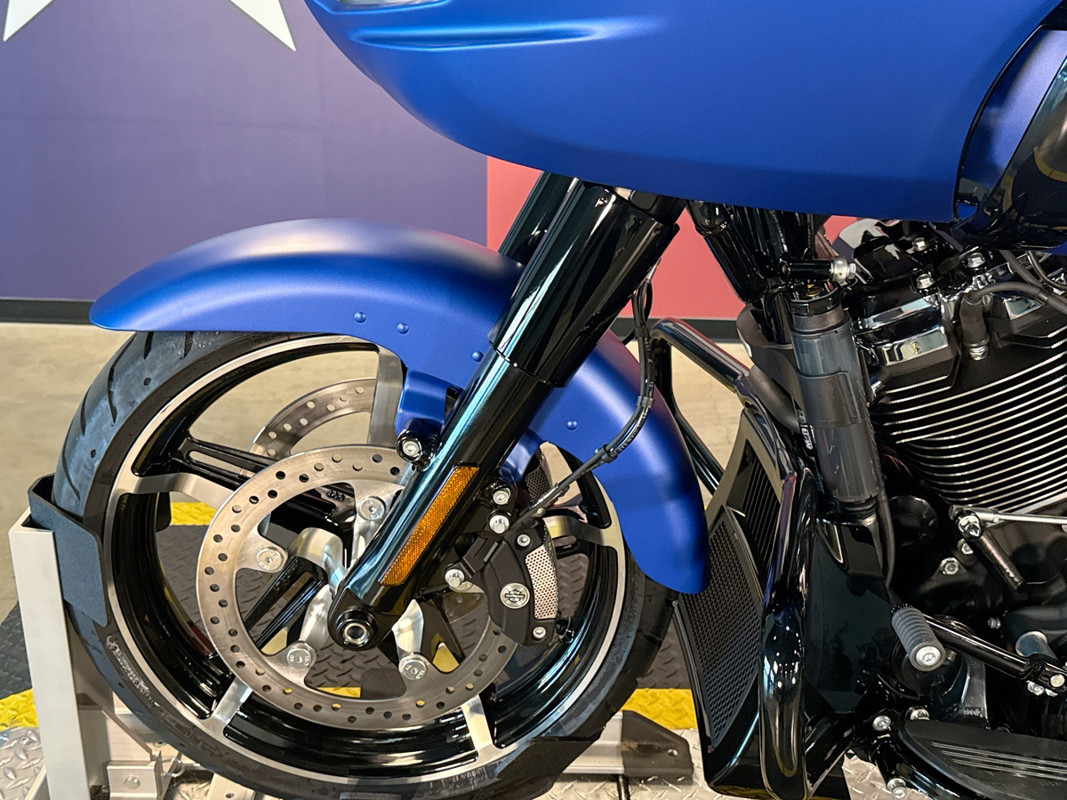 Road Glide®