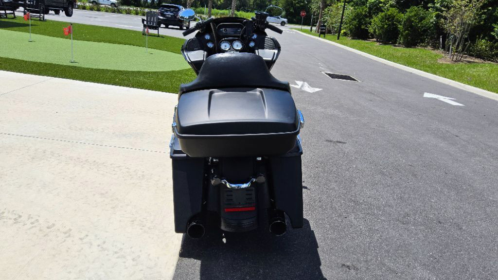 Road Glide® Custom